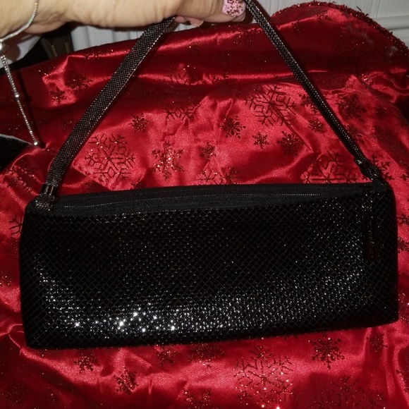 Beautiful black mesh purse - Picture 3 of 3